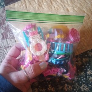 LEGO Friends Pastel Building Set - Pink, Blue, Yellow